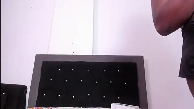 skaysanchez1 online show from 01.18.25