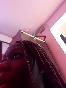 Snapshot of skaysanchez1 chatting on 09.19.25 skaysanchez1 online show from 09.19.25