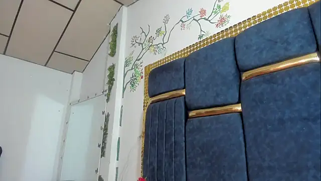 Snapshot of skaysanchez1 chatting on 10.18.25 skaysanchez1 online show from 10.18.25