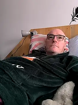 bogland33 online show from 02.14.25