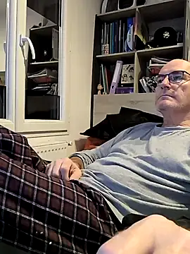 bogland33 online show from 02.14.25