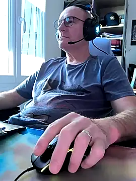 bogland33 online show from 02.16.25