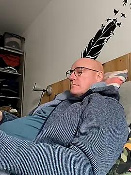 bogland33 online show from 10.19.25