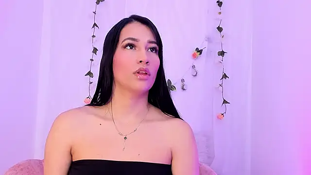 Sara Kurt online show from 02.24.25