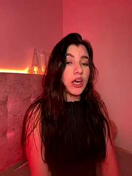 Snapshot of ARITOO_ chatting on 09.24.25 ARITOO online show from 09.24.25