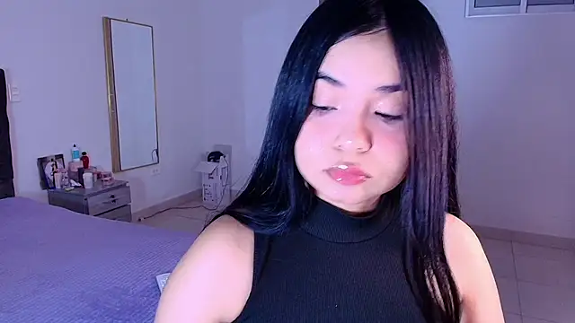 AuroraFiore online show from 11.25.25