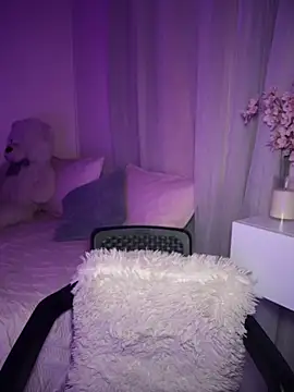 tuckersabrina online show from 12.05.25