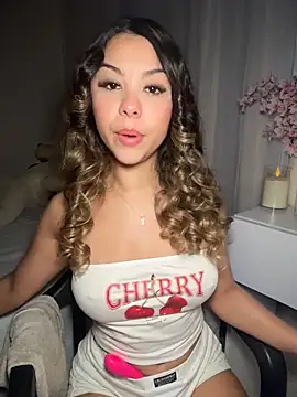 tuckersabrina online show from 02.07.26