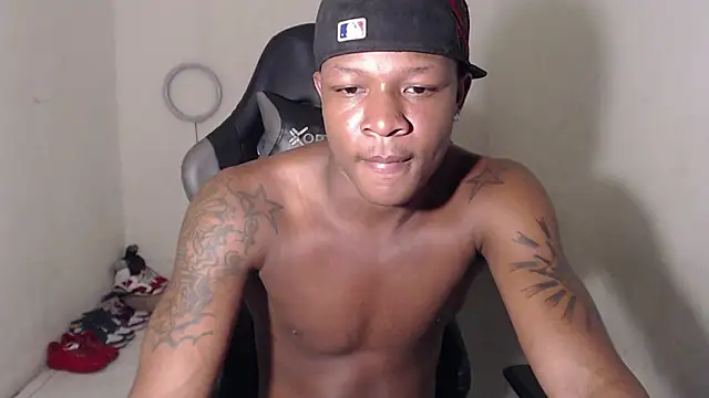 Snapshot of Alid_17 chatting on 01.07.25 Alid 17 online show from 01.07.25