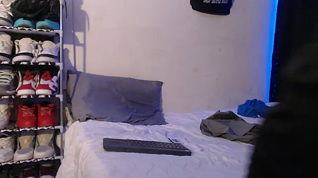 Snapshot of Alid_17 chatting on 02.07.25 Alid 17 online show from 02.07.25