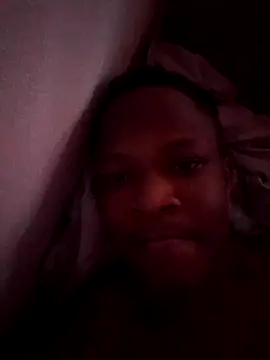 Snapshot of Alid_17 chatting on 10.02.25 Alid 17 online show from 10.02.25