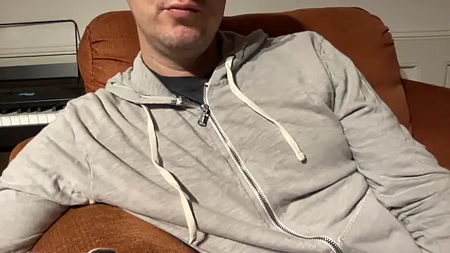 Snapshot of rayos789 chatting on 10.31.25 rayos789 online show from 10.31.25