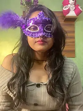 Rihana Baby online show from 02.13.25