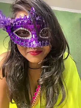 Rihana Baby online show from 02.15.25