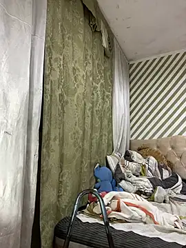 Evabigass online show from 03.18.26