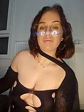 lindsay 33off online show from 01.11.26