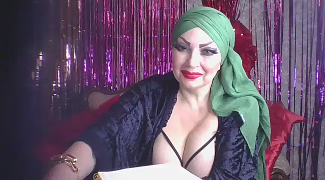 Izabella gold online show from 03.04.25