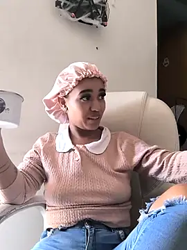 evafoxs online show from 10.17.25