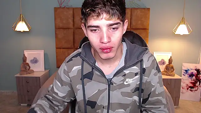 AlejooTwink online show from 12.10.24