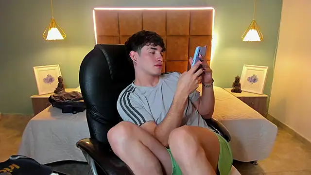 AlejooTwink online show from 12.16.25