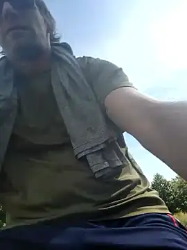 Snapshot of chatwatchcum chatting on 09.17.25 chatwatchcum online show from 09.17.25