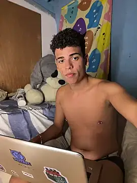 Snapshot of Leo_bunny_hot chatting on 03.22.25 Leo bunny hot online show from 03.22.25