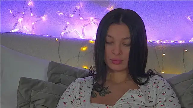 AlexandraBloom online show from 12.28.24