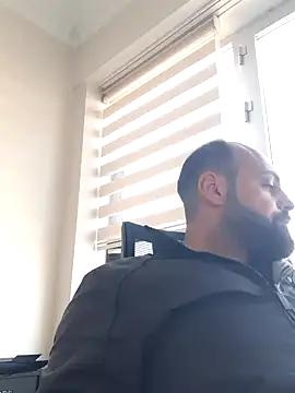 Snapshot of krzantem3454 chatting on 02.02.25 krzantem3454 online show from 02.02.25