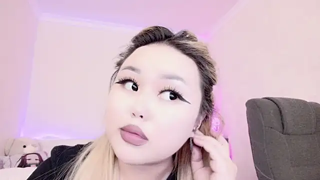 amelia sunlight online show from 02.11.25