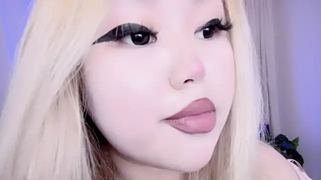 amelia sunlight online show from 03.15.25