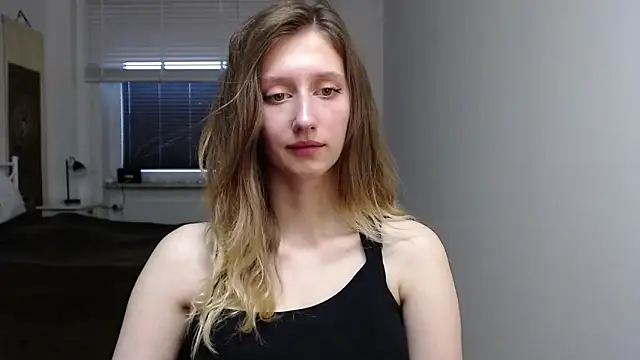 LUNA delight online show from 09.22.25