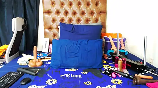 Snapshot of Hotxbums22 chatting on 02.07.26 Hotxbums22 online show from 02.07.26