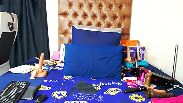 Snapshot of Hotxbums22 chatting on 02.22.26 Hotxbums22 online show from 02.22.26