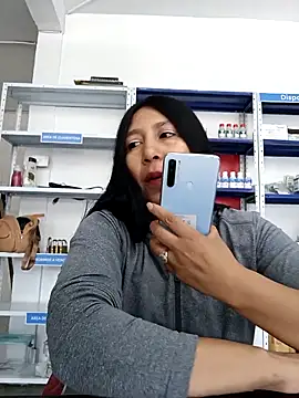 Megan jennerr online show from 10.13.25