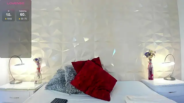 Miranda Foxx online show from 01.10.25