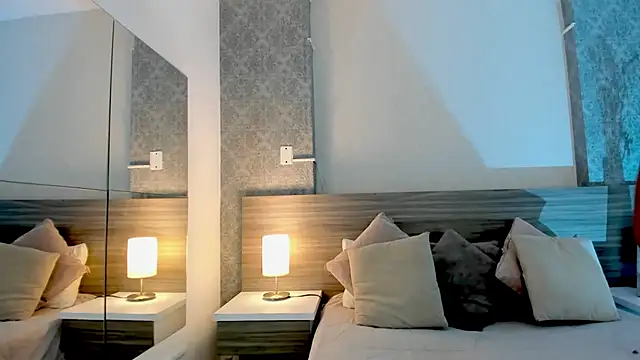 Mistyca online show from 09.25.25