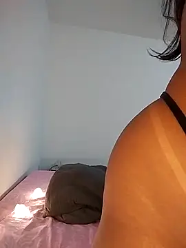 momopretinha online show from 09.10.25