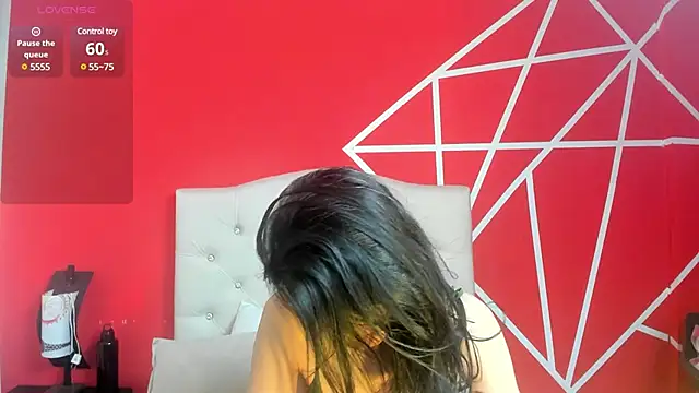 Snapshot of WandaMilf_ chatting on 01.21.25 WandaMilf online show from 01.21.25
