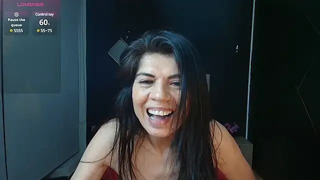 Snapshot of WandaMilf_ chatting on 02.12.25 WandaMilf online show from 02.12.25
