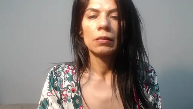 Snapshot of WandaMilf_ chatting on 03.20.25 WandaMilf online show from 03.20.25