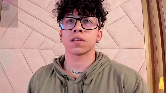 AkazaBoy  online show from 10.20.25