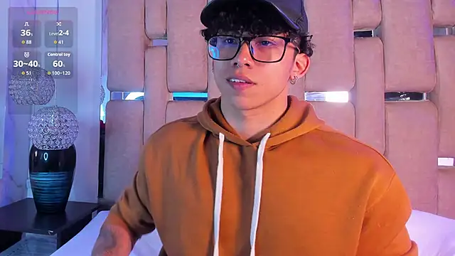 AkazaBoy  online show from 11.22.25