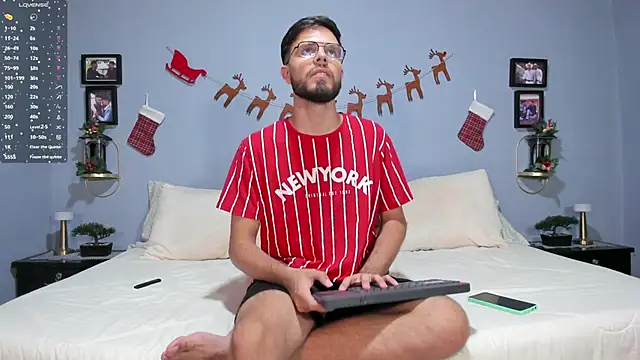 Snapshot of ETHAN_ADAM chatting on 12.13.24 ETHAN ADAM online show from 12.13.24