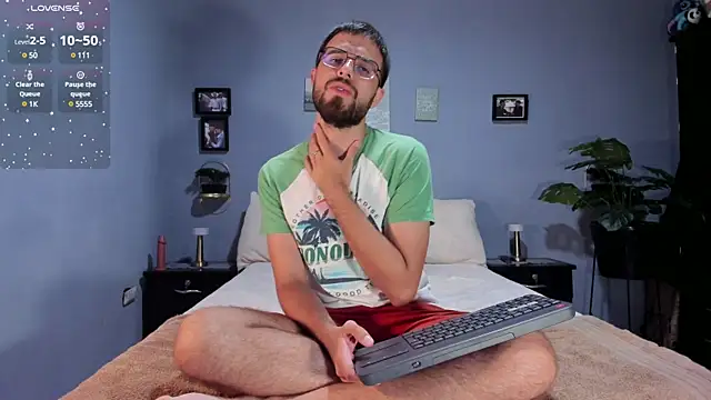 Snapshot of ETHAN_ADAM chatting on 02.18.25 ETHAN ADAM online show from 02.18.25