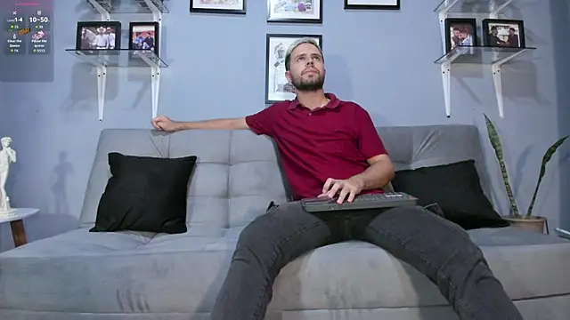 Snapshot of ETHAN_ADAM chatting on 09.09.25 ETHAN ADAM online show from 09.09.25