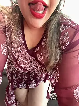 famous indian girl online show from 09.20.25