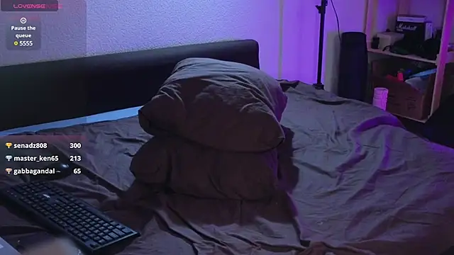 Space X Roxy  online show from 01.12.25