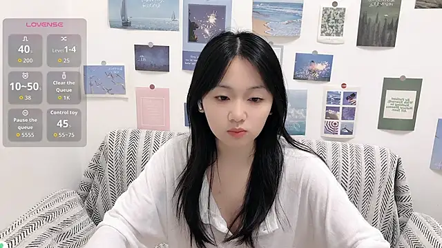 Snapshot of LiLiYbaby chatting on 09.13.25 LiLiYbaby online show from 09.13.25