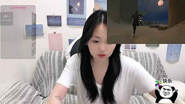 Snapshot of LiLiYbaby chatting on 01.06.26 LiLiYbaby online show from 01.06.26