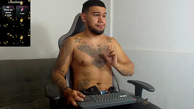 Aaron Hunter  online show from 10.01.25